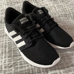 Adidas Cloudfoam Women’s size 5